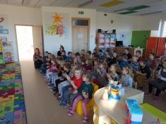 Hudebně taneční vystoupení „Jezulátko se nám narodilo"
