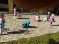 Pobyt venku a na školní zahradě třídy Broučků